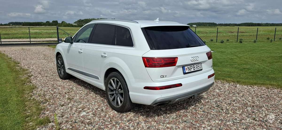 Audi Q7, 3.0 l., Внедорожник / Кроссовер