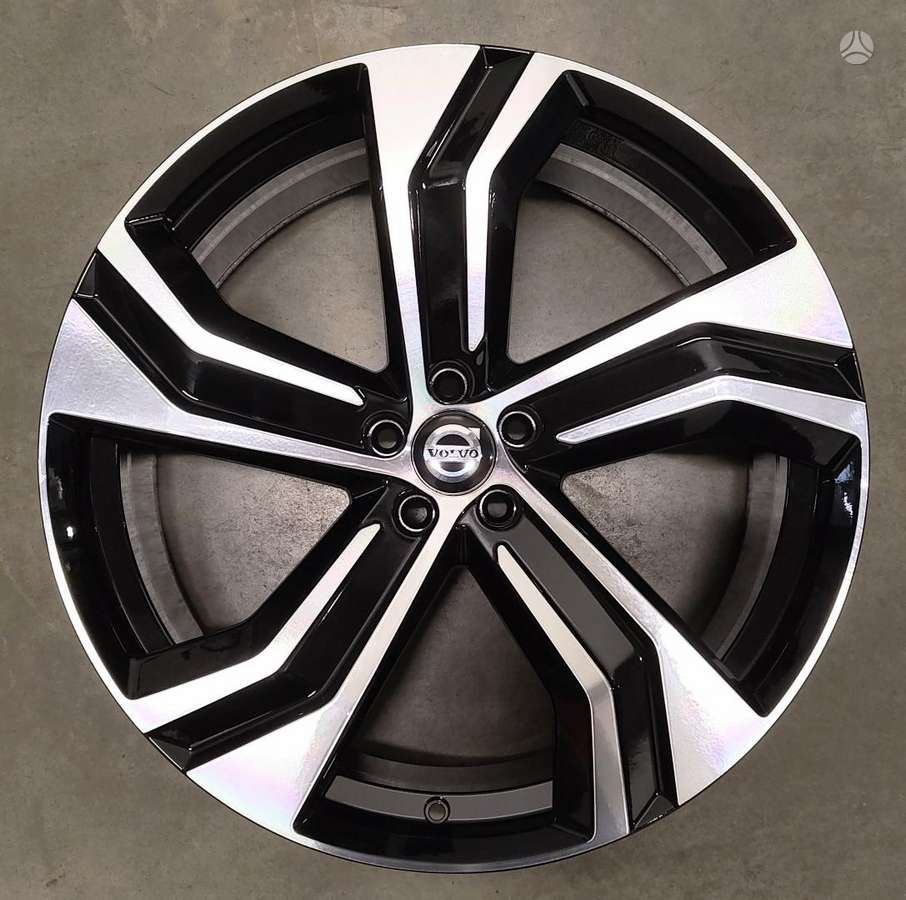 Volvo, light alloy, R22