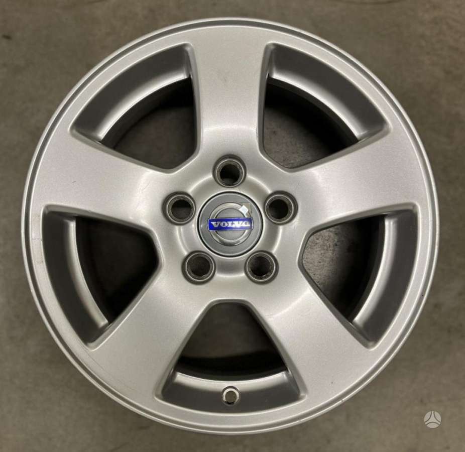 Volvo, lengvojo lydinio, R15