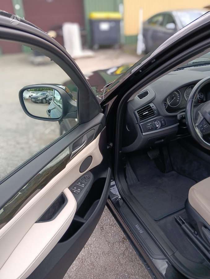 BMW X3, 3.0 l., Минивэн