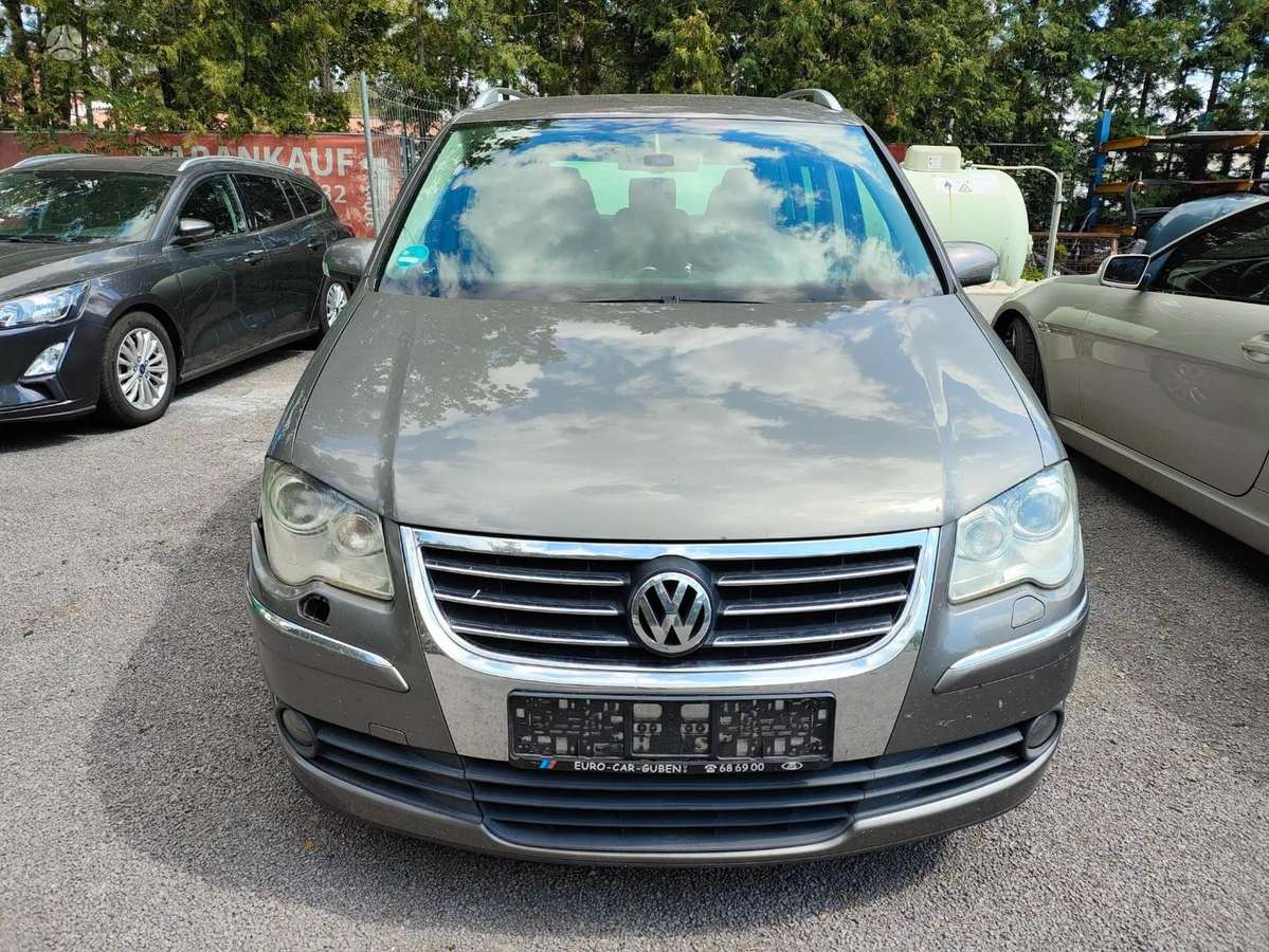 Volkswagen Touran dalimis