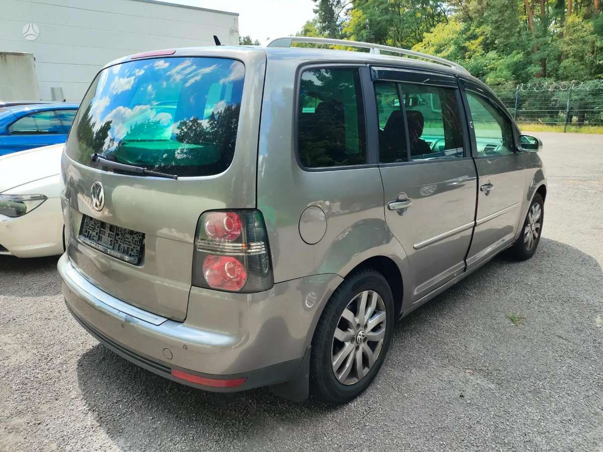 Volkswagen Touran dalimis