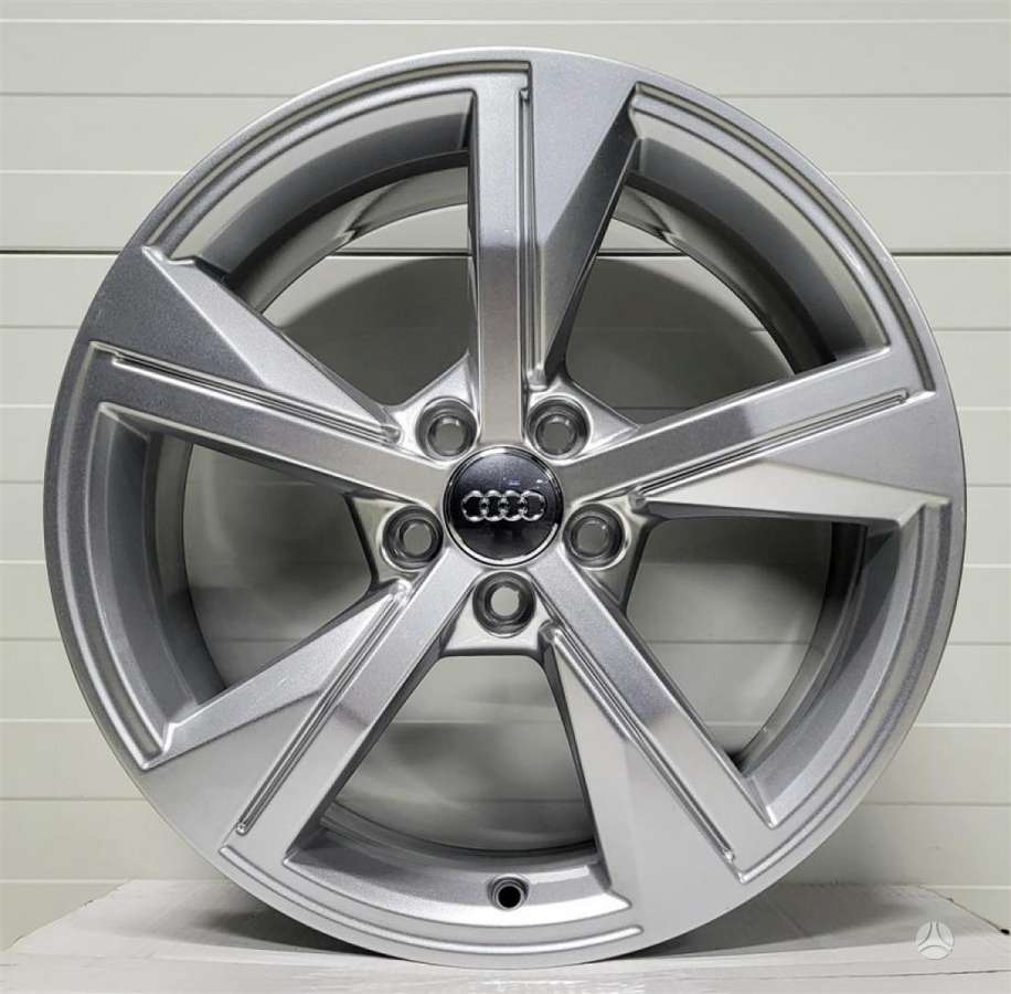 Audi, lengvojo lydinio, R17