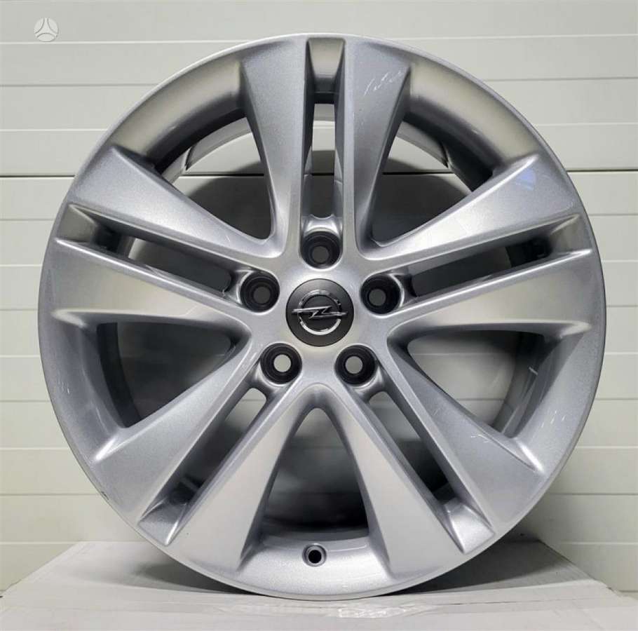 Opel, lengvojo lydinio, R18