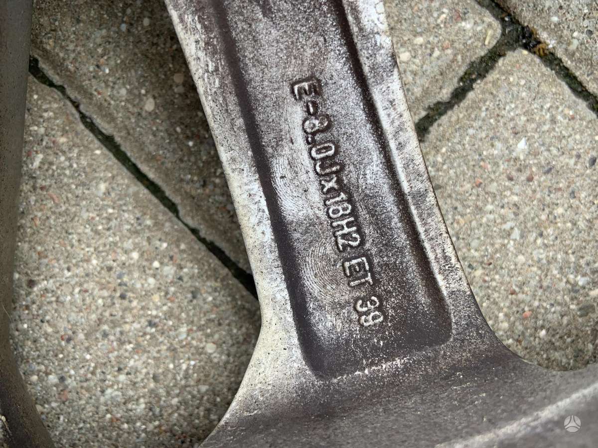 Audi 8R0601025BM, light alloy, R18