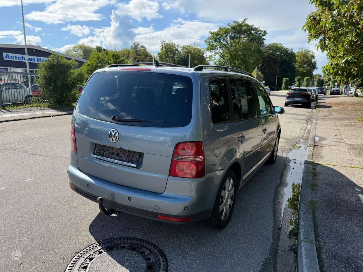Volkswagen Touran по частям