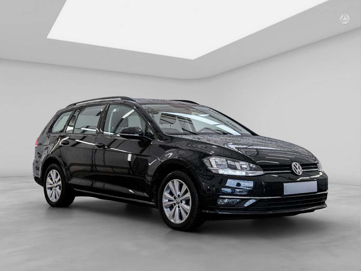 Volkswagen Golf - 4