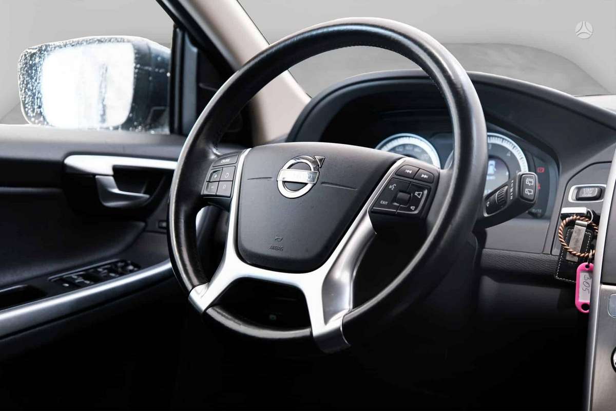 Volvo XC60 - 6