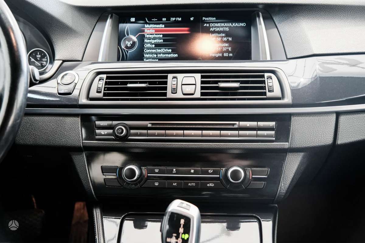 BMW 520, 2.0 l., universalas