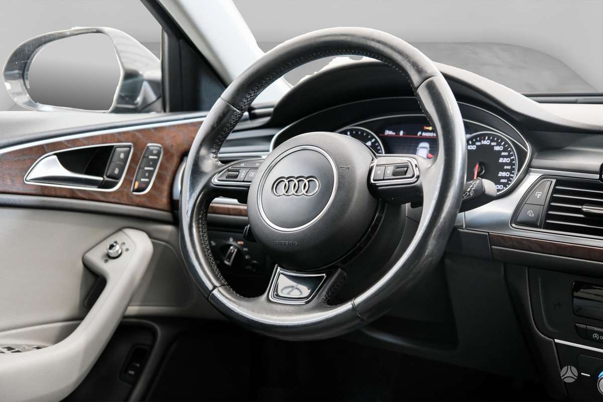 Audi A6 allroad, 3.0 l., Универсал