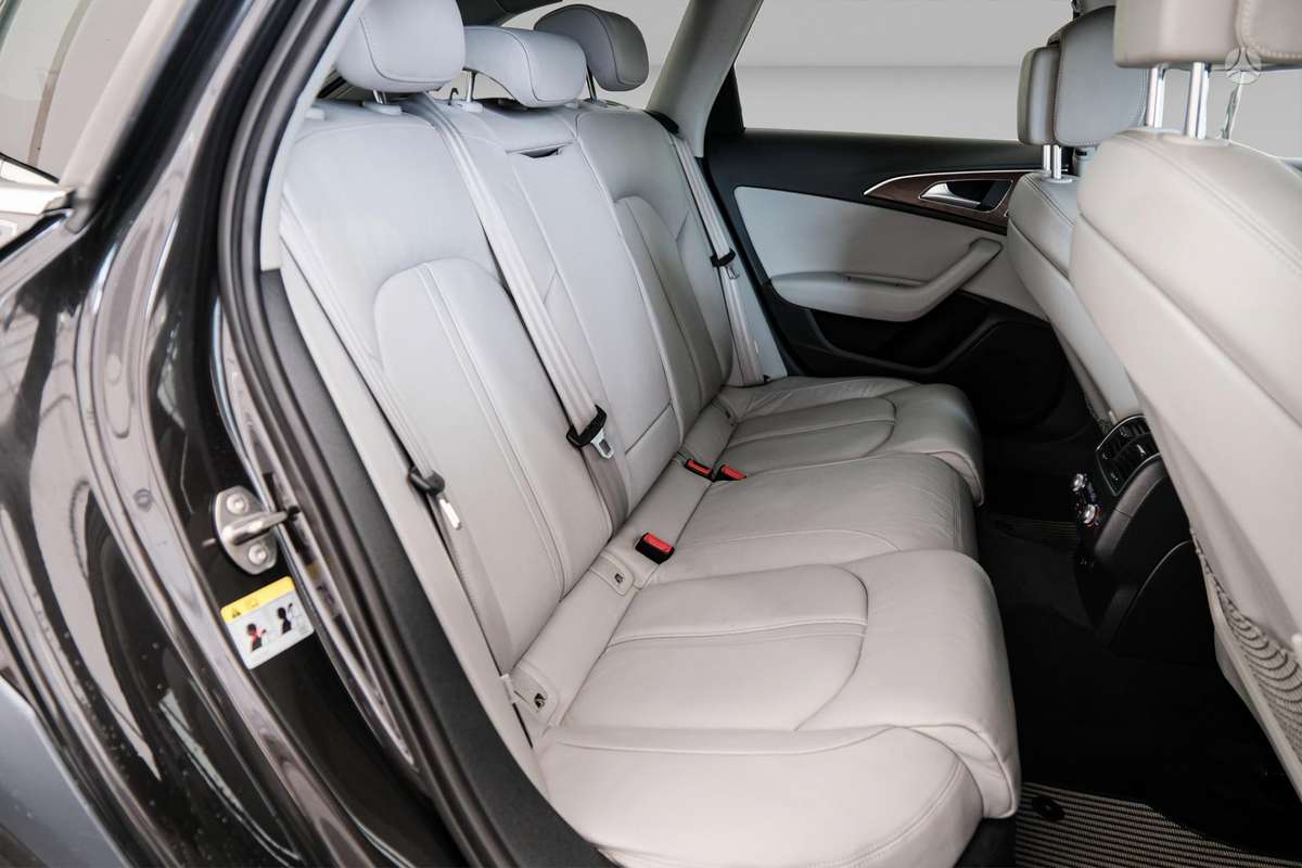 Audi A6 allroad, 3.0 l., Универсал