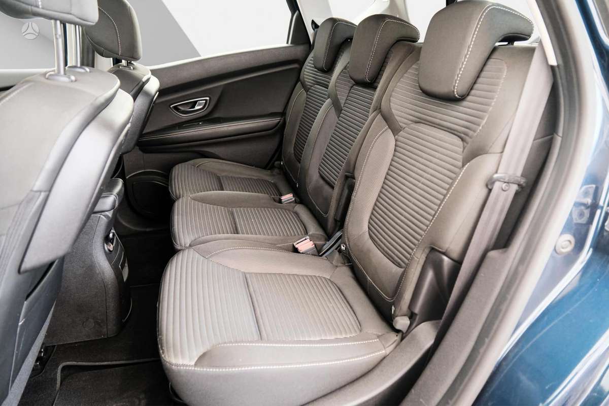 Renault Scenic - 8