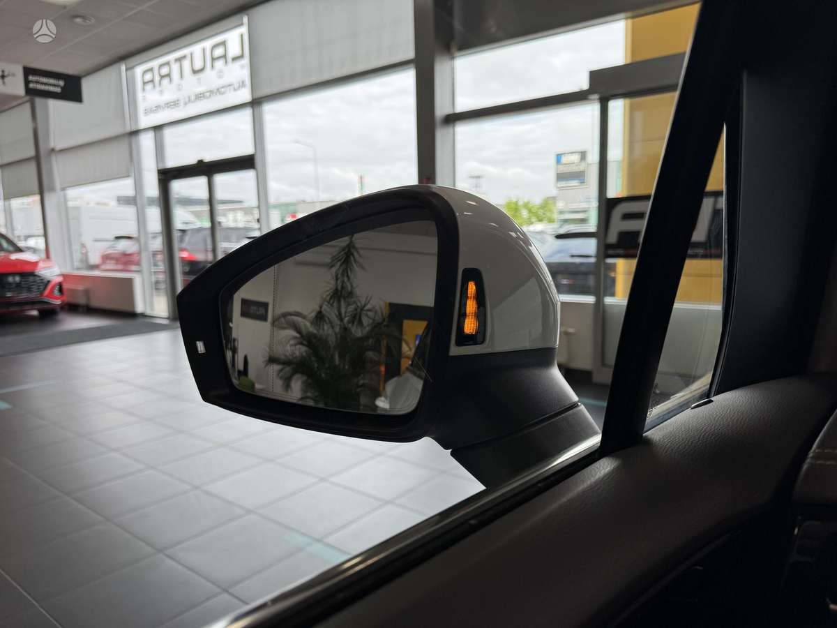 Volkswagen Touareg - 8