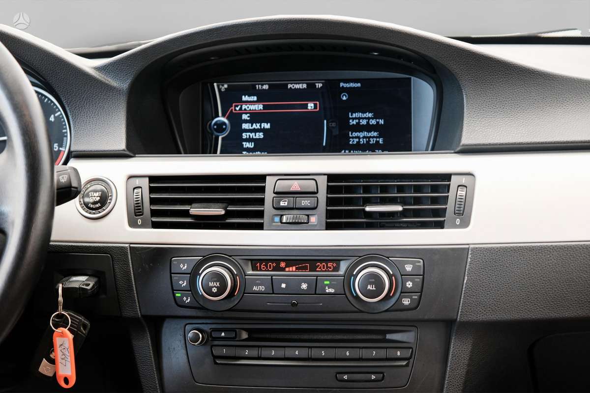 BMW 320, 2.0 l., universalas