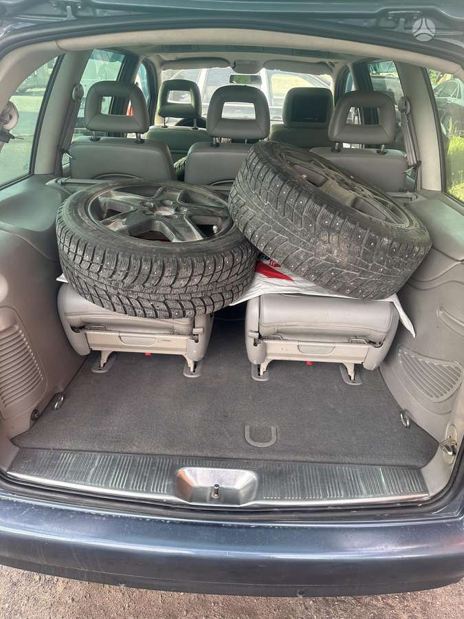 Volkswagen Sharan - 4