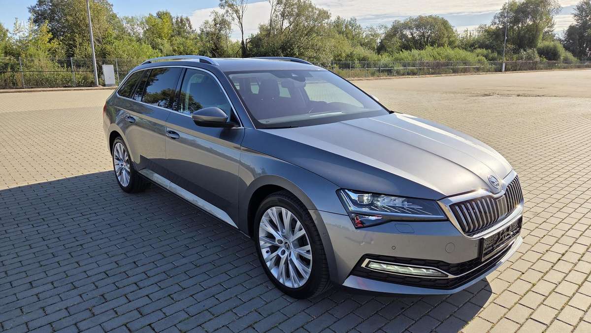 Škoda Superb - 2