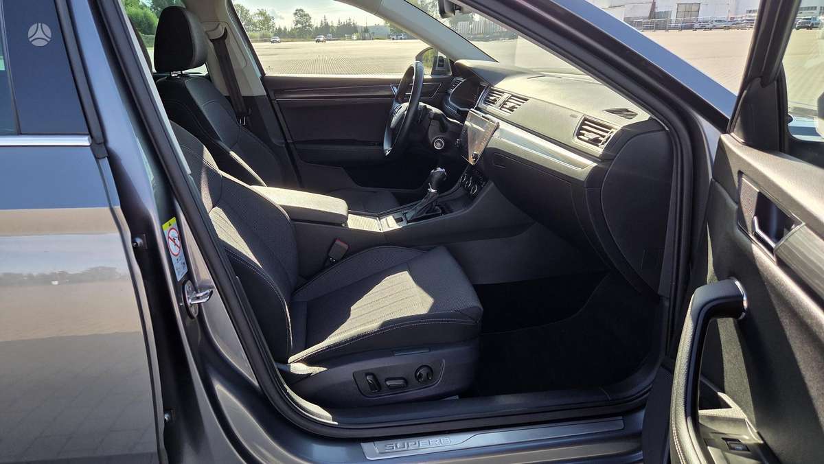 Skoda Superb, 2.0 l., Универсал