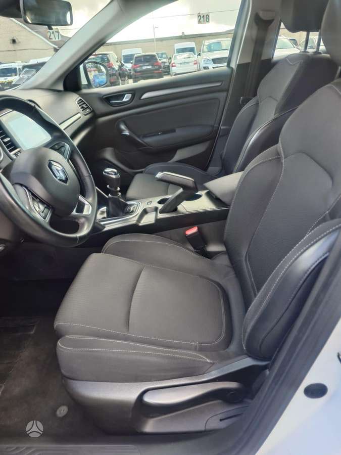 Renault Megane - 11