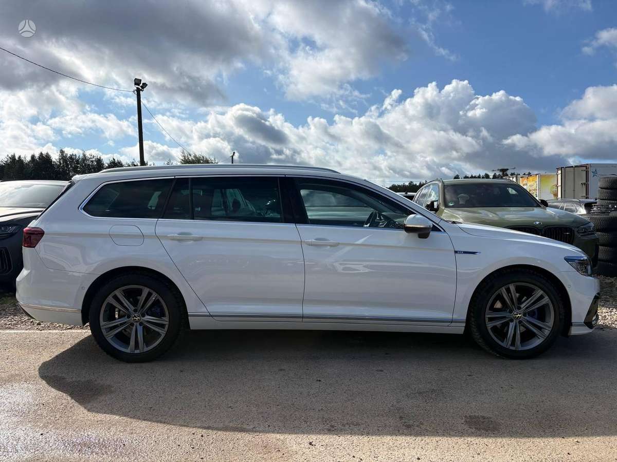 Volkswagen Passat - 5