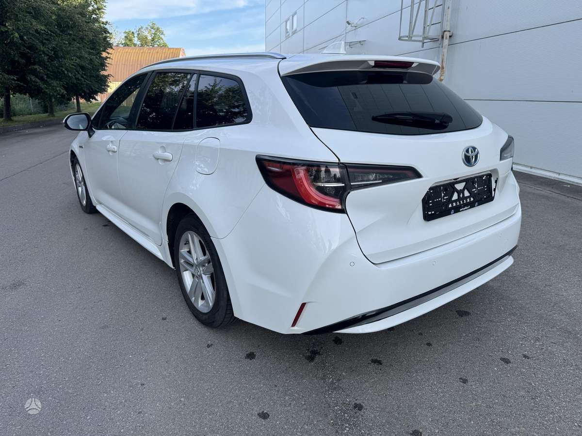 Toyota Corolla - 4