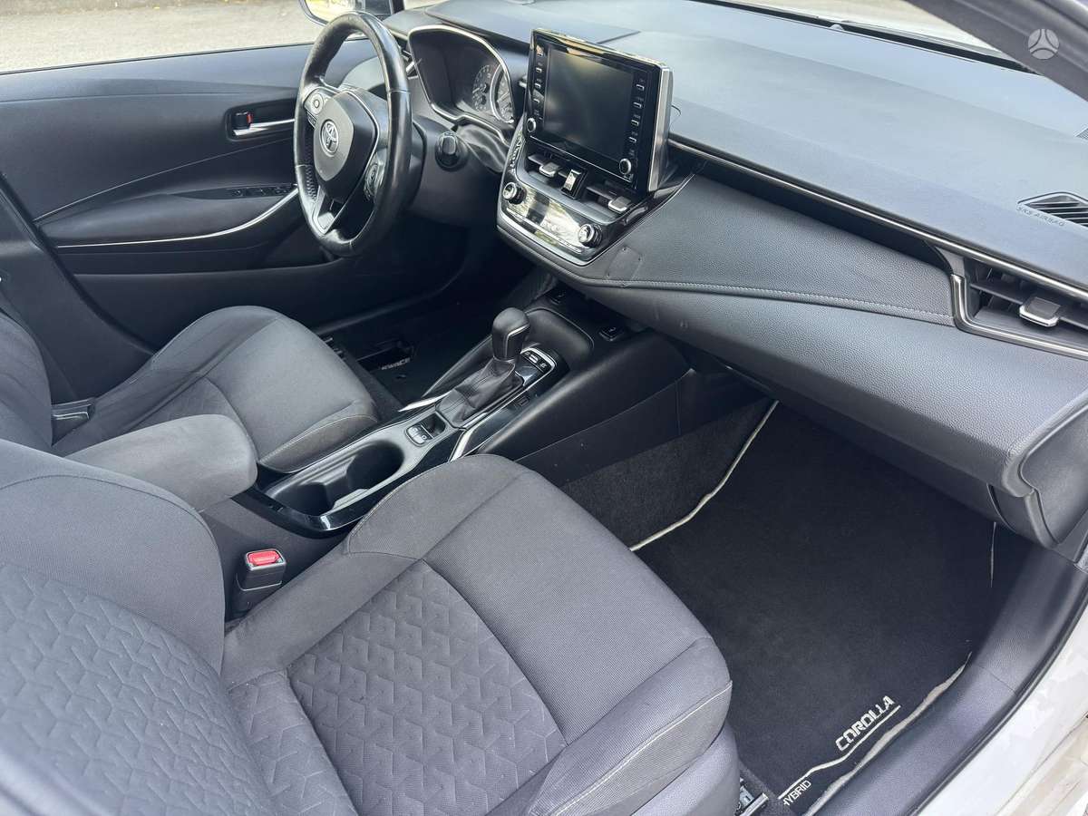 Toyota Corolla - 5