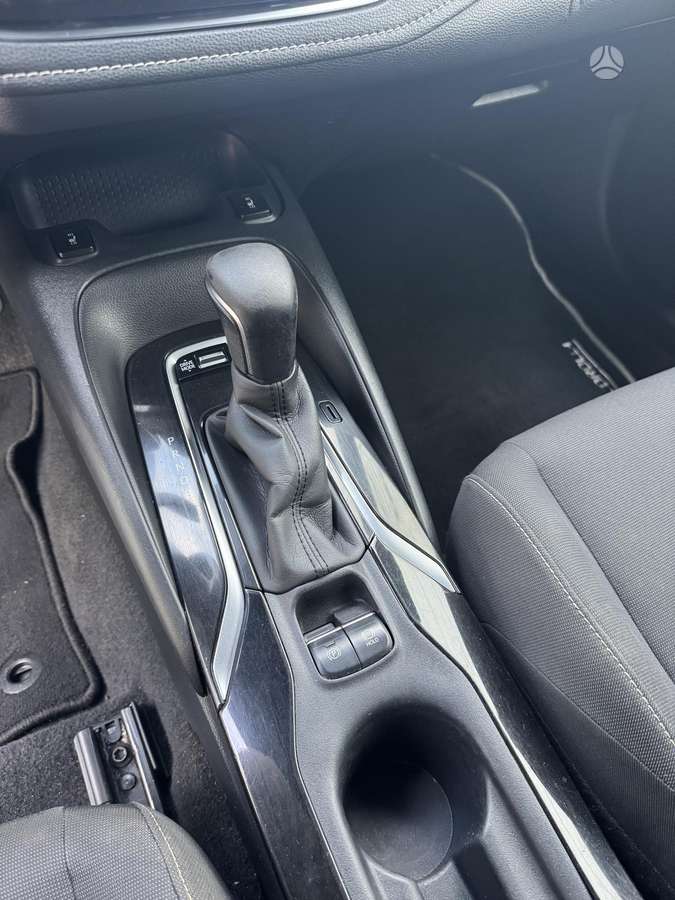Toyota Corolla - 9