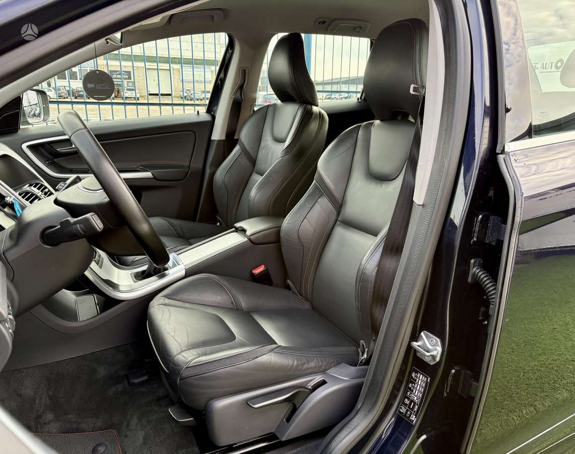 Volvo XC60 - 11