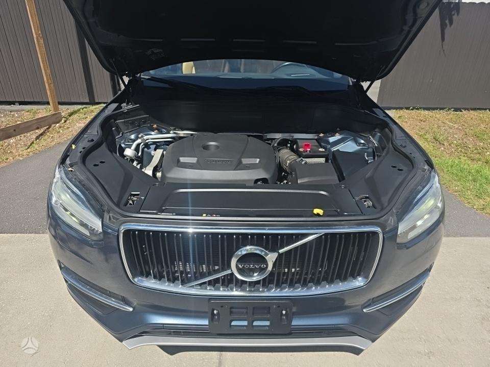 Volvo XC90 - 6