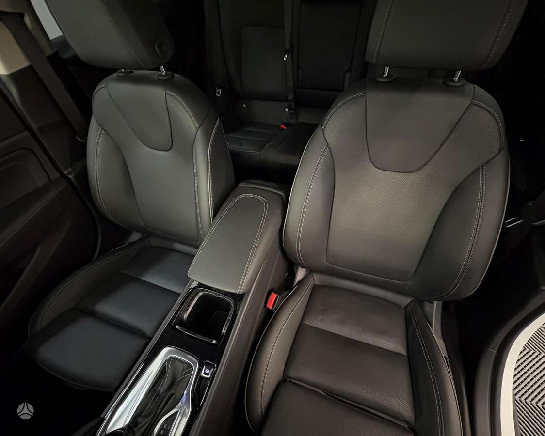Opel Insignia, 2.0 l., Седан