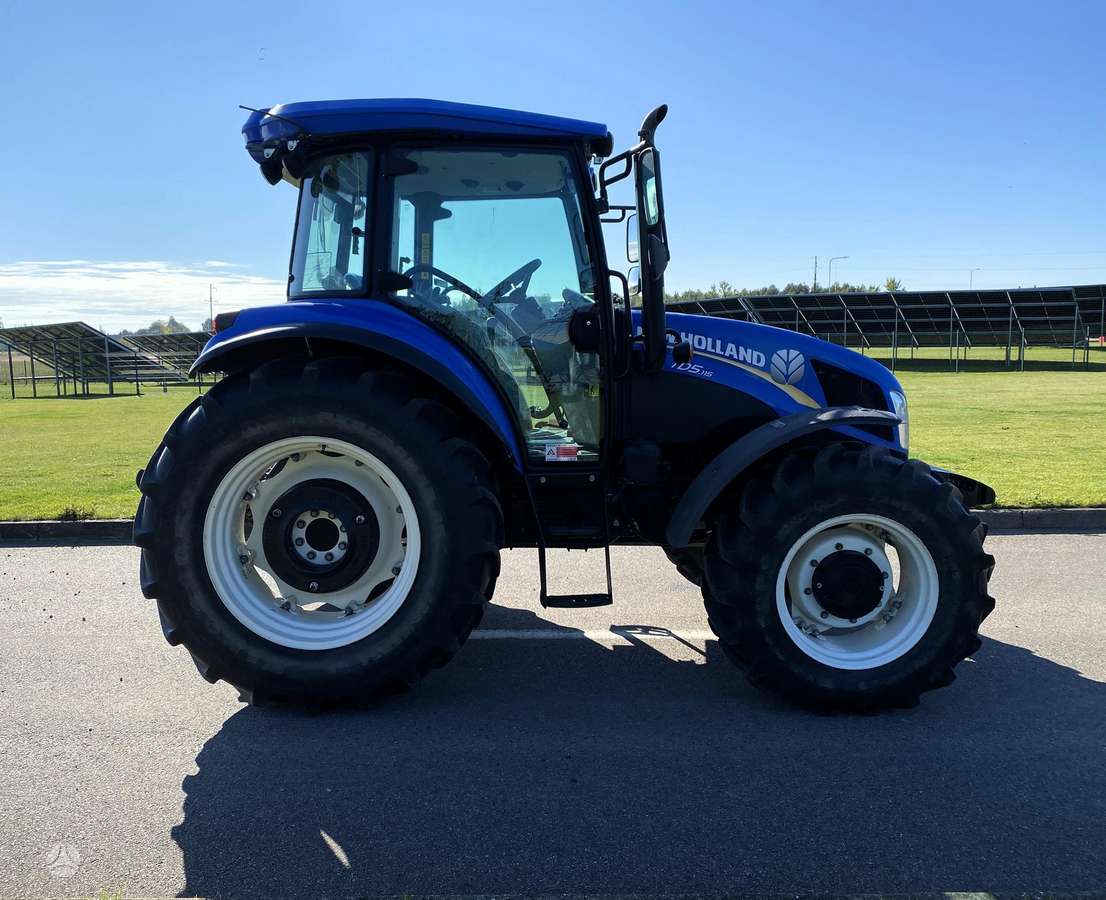 New Holland TD 115, tractors