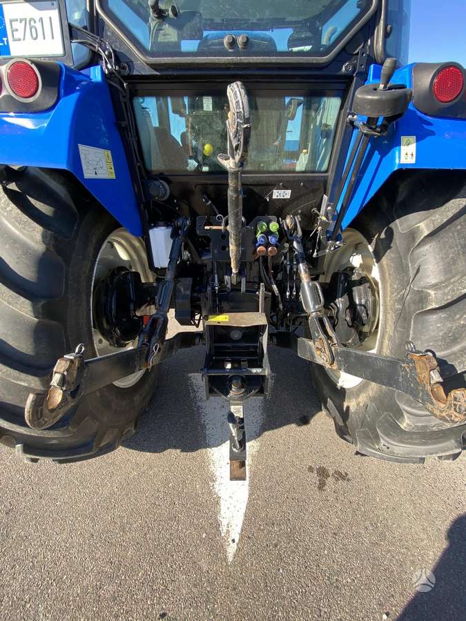 New Holland TD 115, tractors