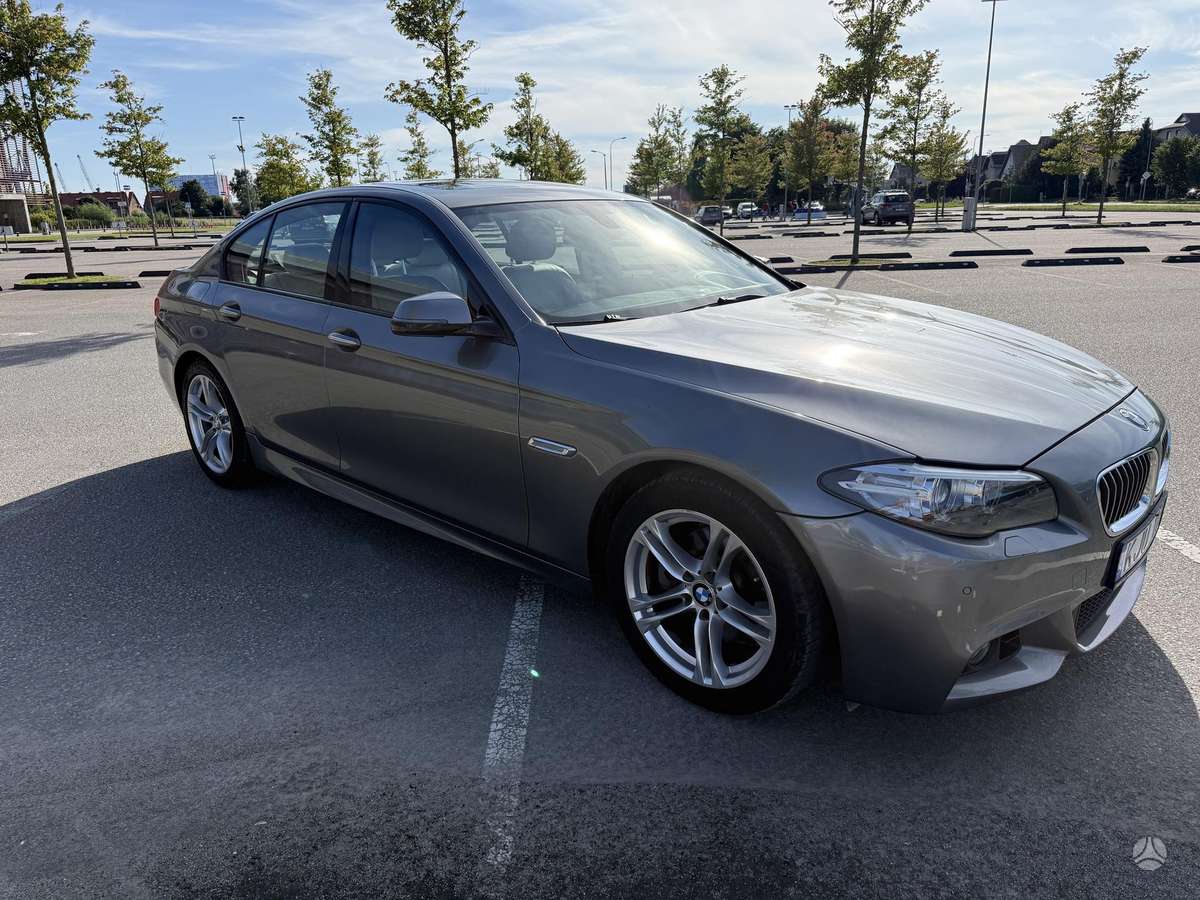 BMW 528, 2.0 l., Седан