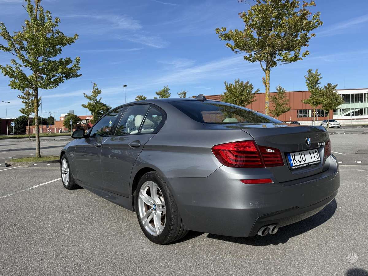 BMW 528, 2.0 l., Седан