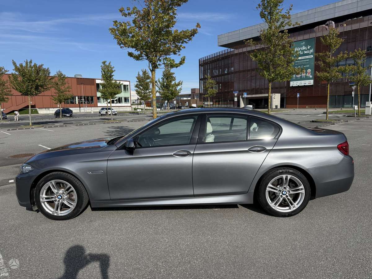 BMW 528, 2.0 l., Седан