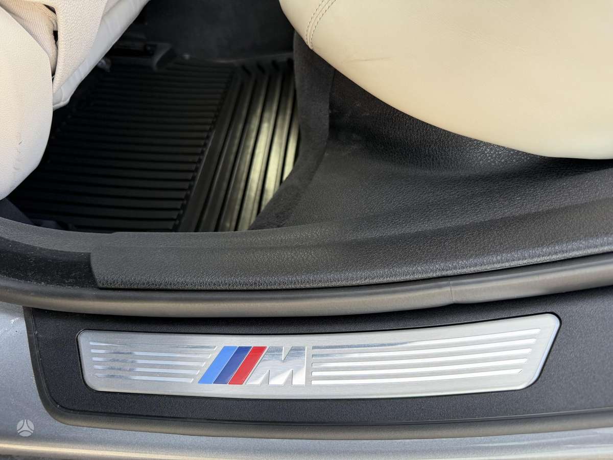 BMW 528, 2.0 l., Седан