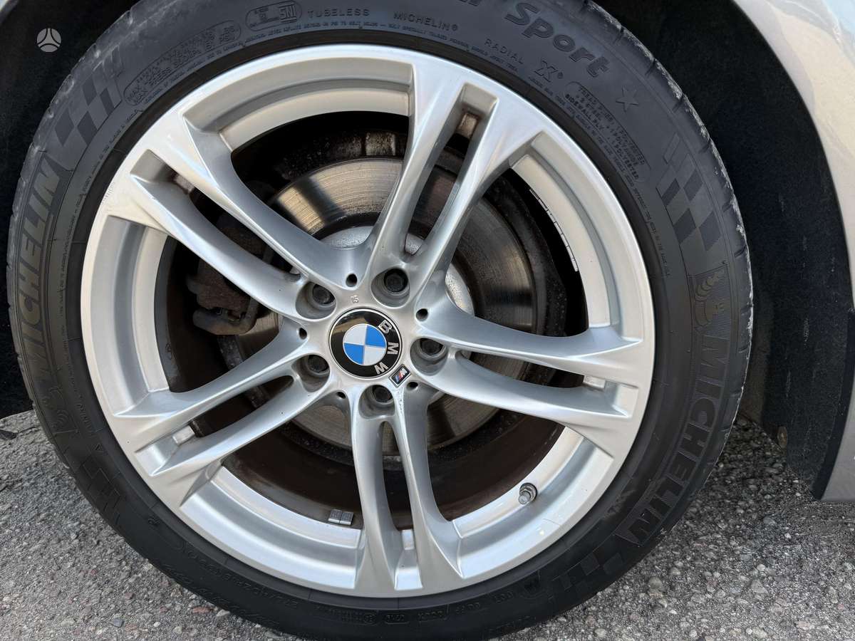 BMW 528, 2.0 l., Седан