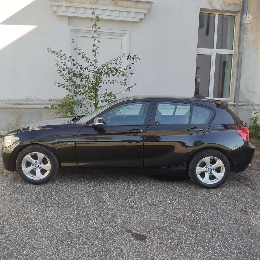 BMW 120, 2.0 l., Хэтчбек