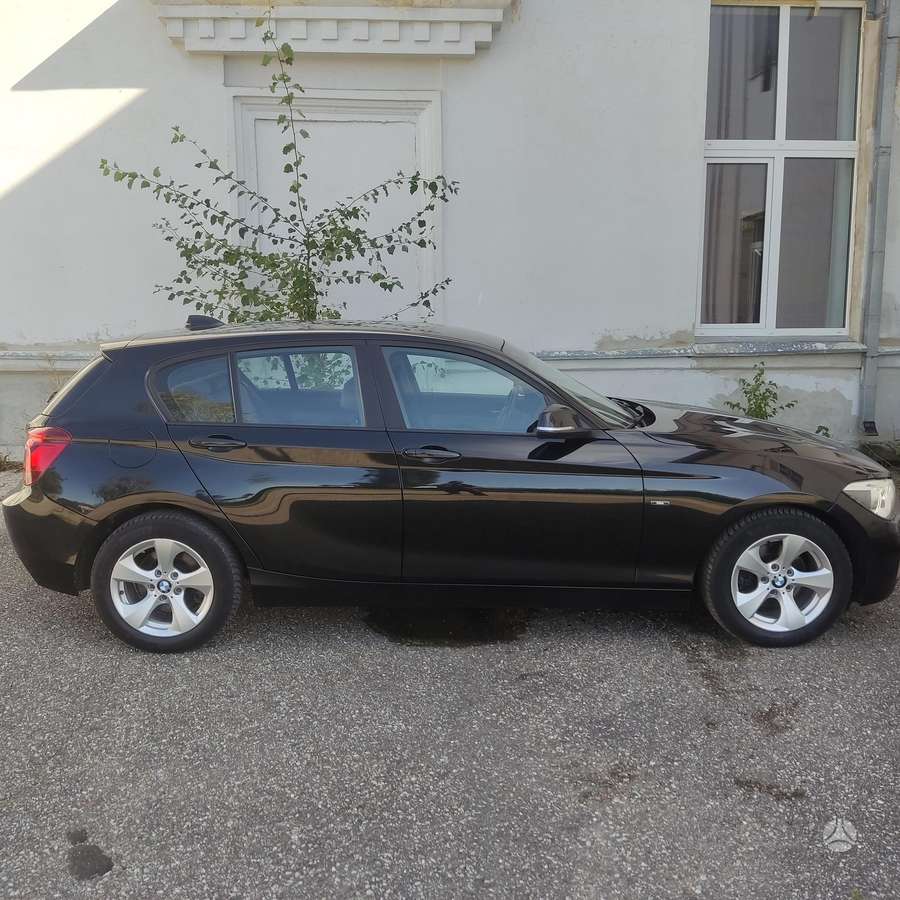 BMW 120, 2.0 l., Хэтчбек