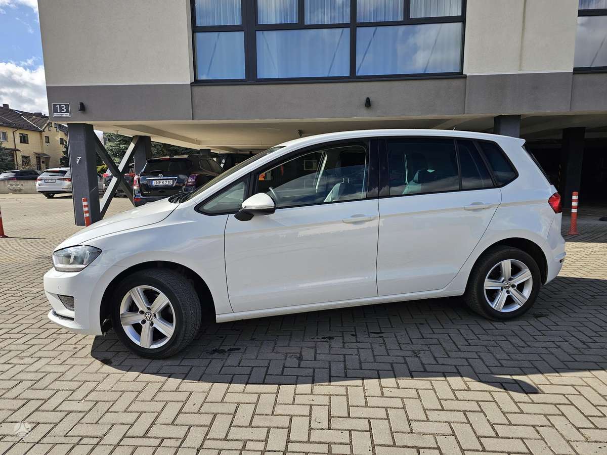 Volkswagen Golf Sportsvan - 3