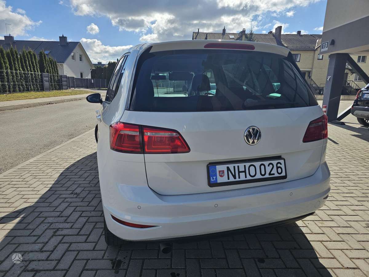 Volkswagen Golf Sportsvan - 12