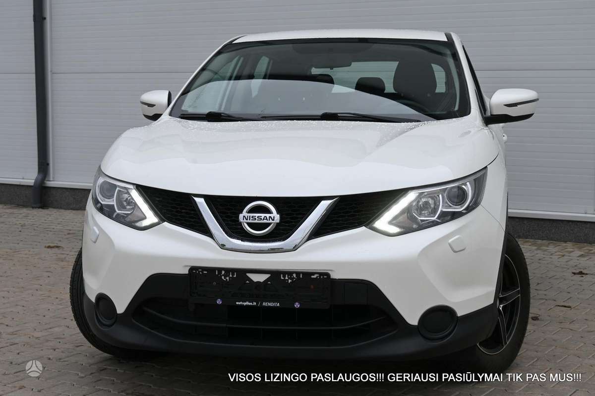 Nissan Qashqai 2015 — вигляд ззаду