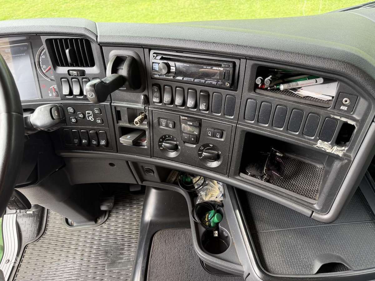 Scania R480 Retarder, isothermal trucks