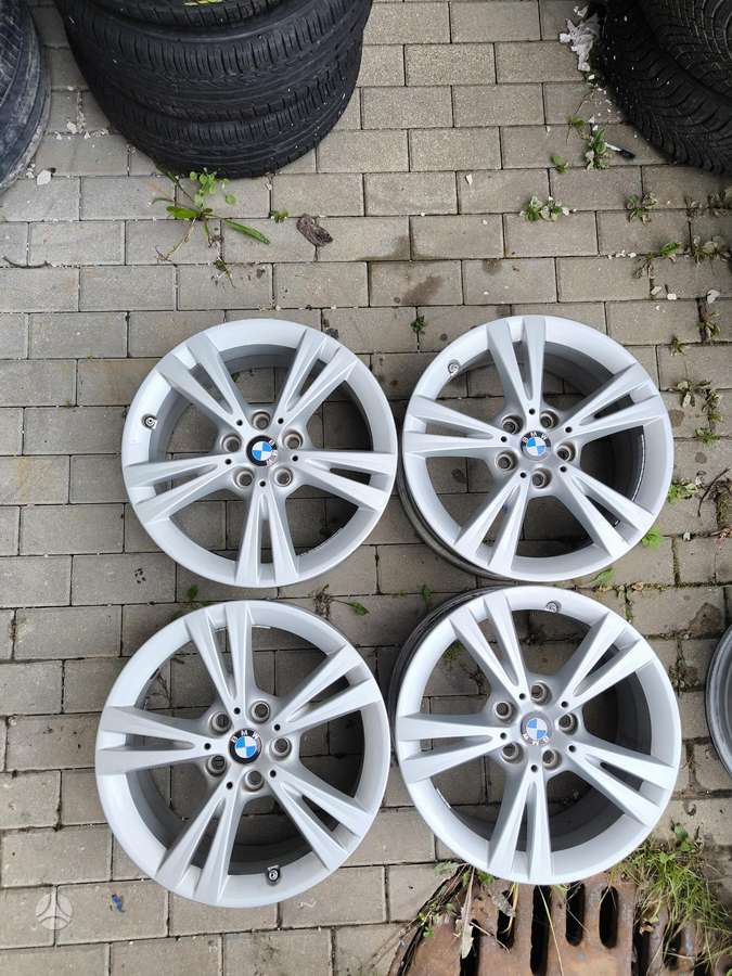 BMW, lengvojo lydinio, R17