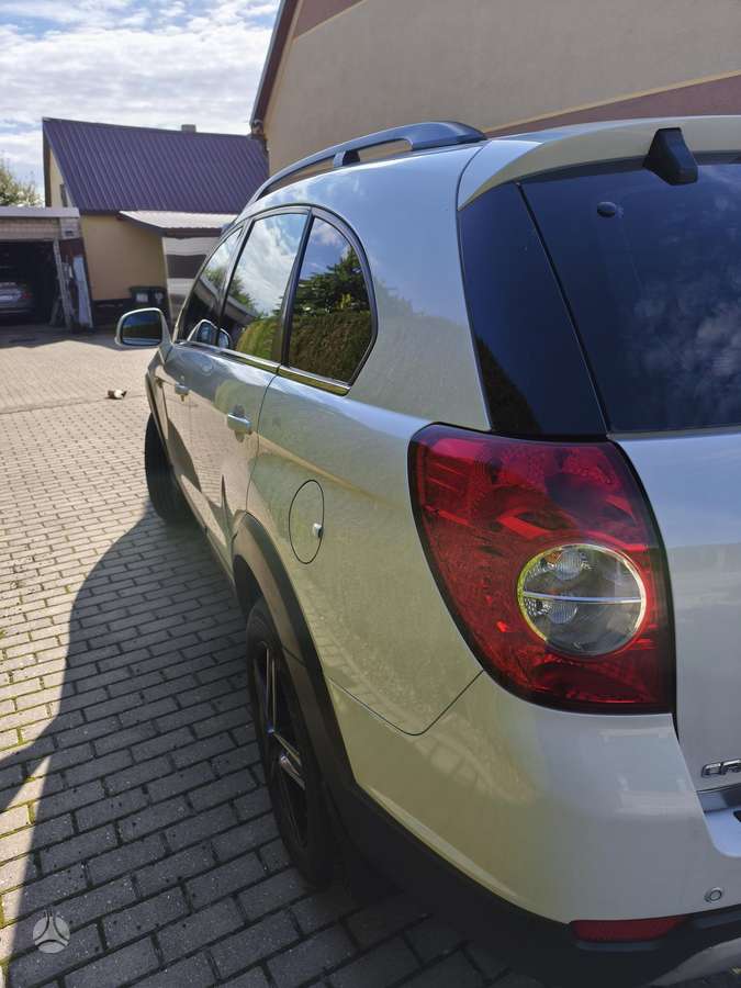 Chevrolet Captiva, 2.2 l., Универсал