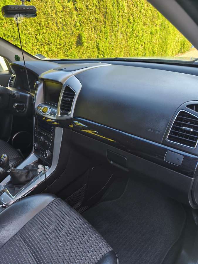 Chevrolet Captiva, 2.2 l., Универсал