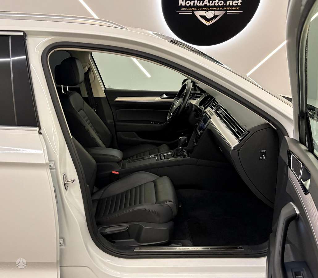 Volkswagen Passat, 2.0 l., Универсал