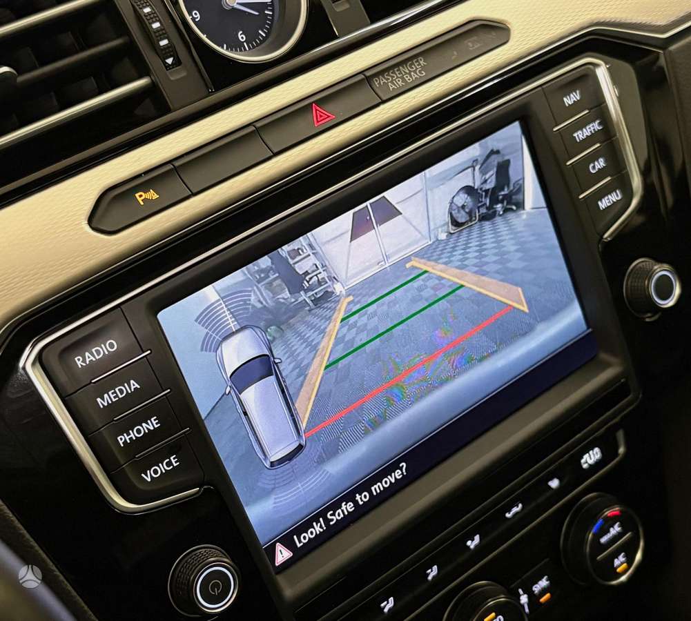 Volkswagen Passat, 2.0 l., Универсал