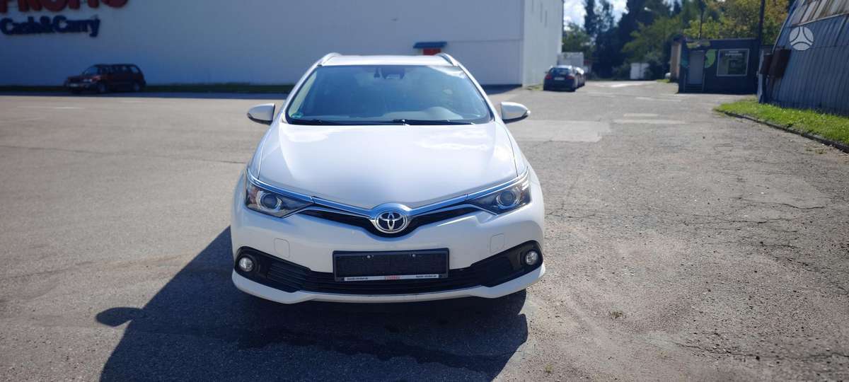 Toyota Auris - 8