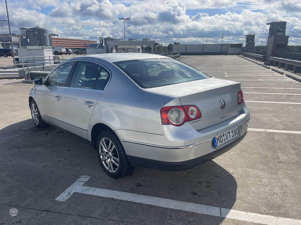 Volkswagen Passat - 3