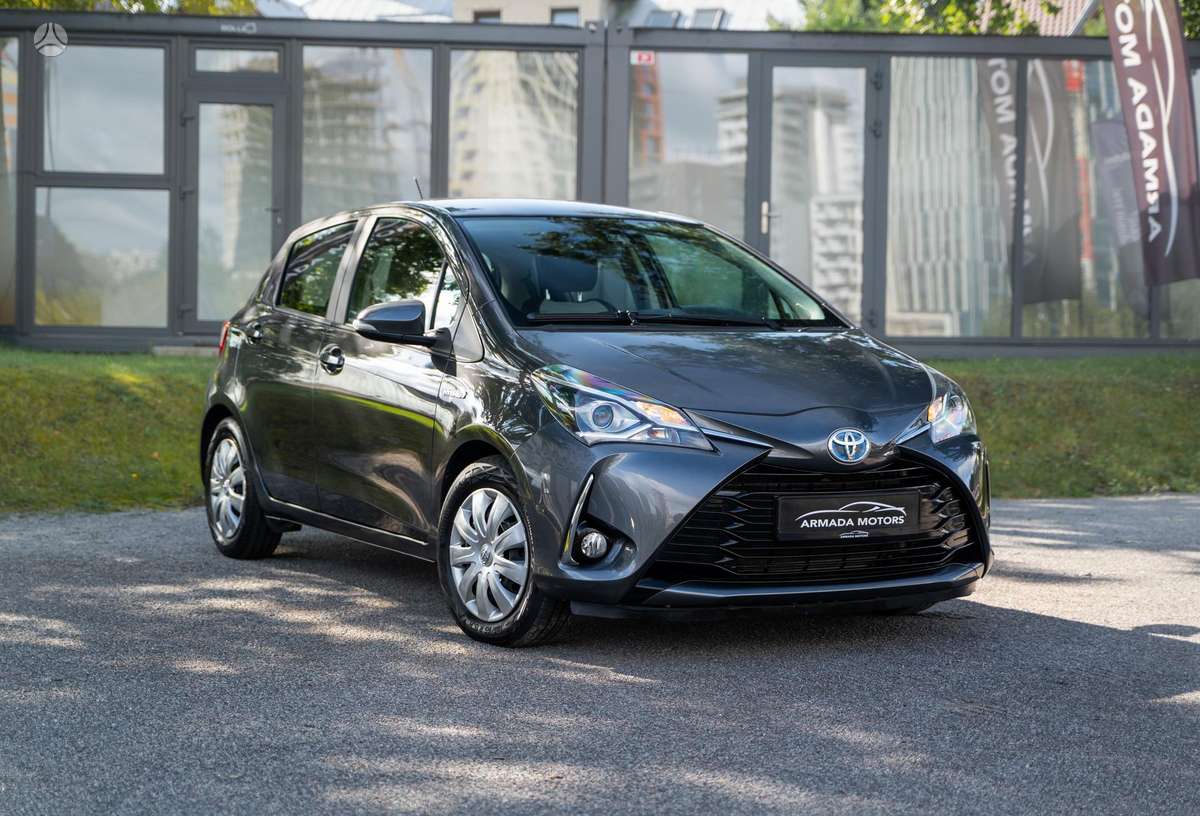 Toyota Yaris - 1